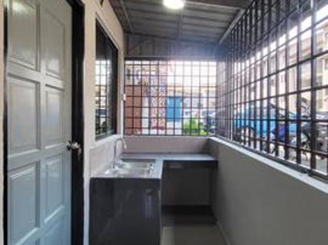 GROUND FLOOR RENOVATED Selesa Jaya Flat Skudai Low Cost Flat