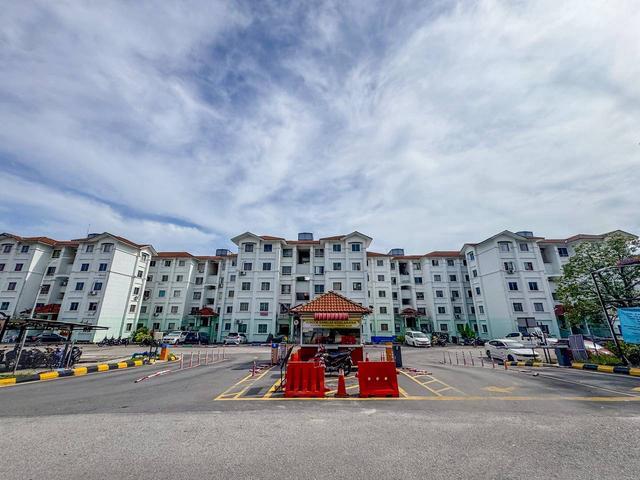 GROUND FLOOR Residensi Warnasari 2 Puncak Alam