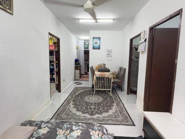 GROUND FLOOR Rumah Pangsa Impian SP4 Bandar Saujana Putra For Sale