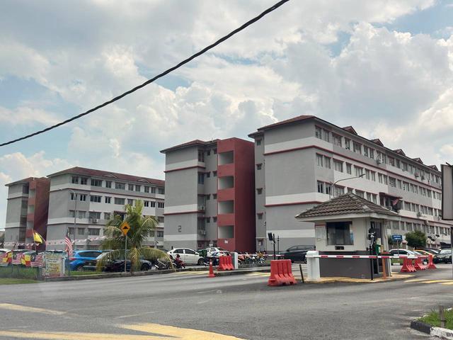 Ground Floor Rumah Pangsa Impian SP 4 Bandar Saujana Putra RENOVATED
