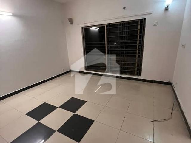 Ground Floor West Open Flat Available For Sale Askari 5 Malir Cantt Karachi G+7 Building