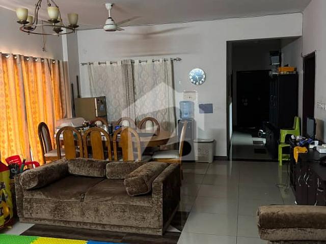 Ground floor west open 4 bedroom flat for sale