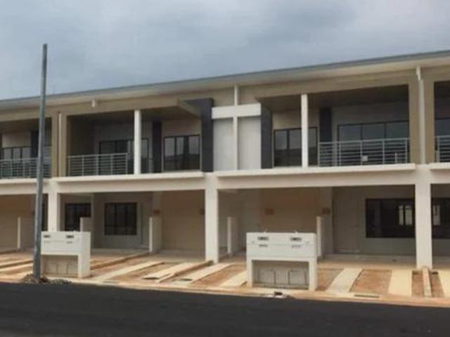 ground floor townhouse villa kesuma semenyih selangor