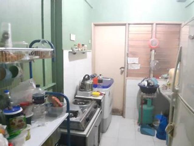 Ground Floor Taman Langat Murni Apartment Banting Near KLIA