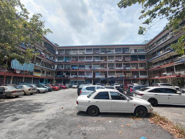 GROUND FLOOR Taman Pekaka Flat 657sf Near Lotus Sungai Dua