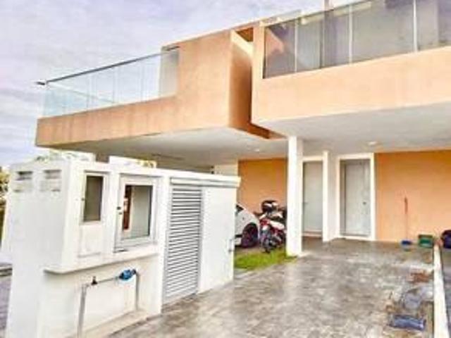 Ground Floor Unit Casa Bluebell Townhouse Cybersouth Dengkil NEW