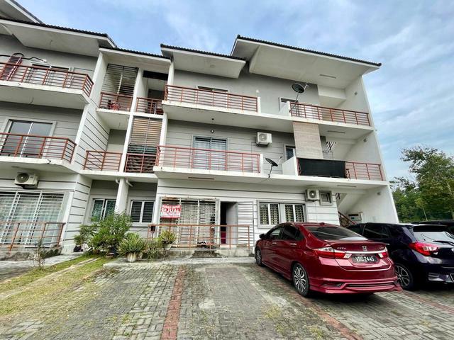 GROUND FLOORFULL LOANSuci Townhouse Bandar Ainsdale Seremban