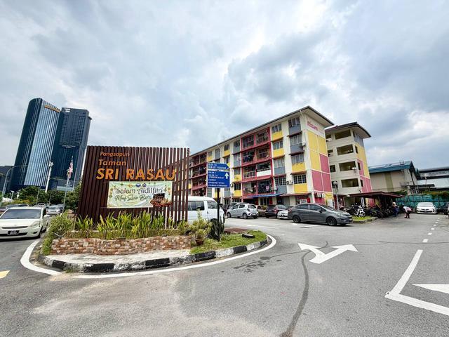 Ground Floot Flat Sri Rasau Seksyen 16 Shah Alam