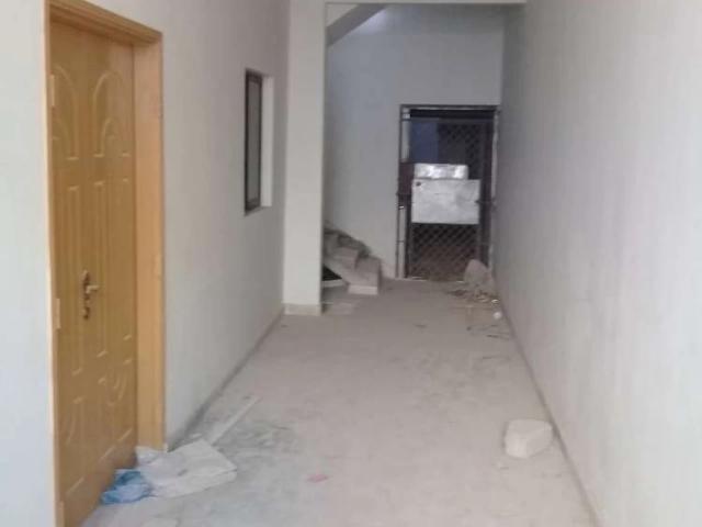 Ground flor near shamciy socity maler halt finshing baki hy Karachi Malir Halt ID 27506