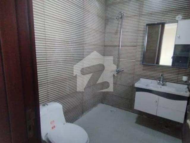 Ground Portion For Rent I 8