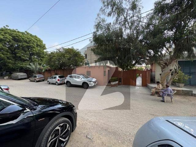 Ground With Separate Garden Floor 3 Bedrooms DD Apartment Available For Sale In Afzal Court Clifton Block 3 Karachi