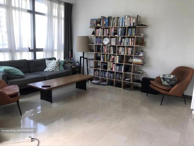 Grove Lane D10, Condominium