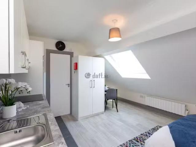 Grove Park, Rathmines, Dublin 6 is for rent