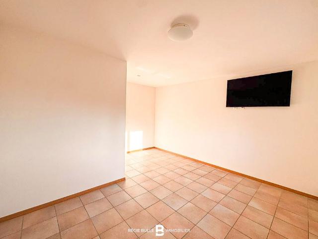 Grolley – Superb 6.5 room duplex for rent