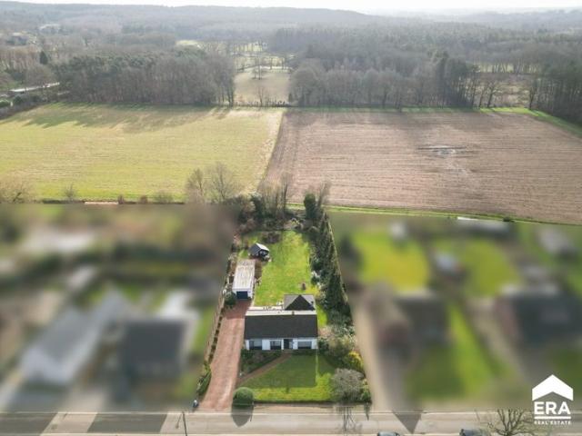 Grondig te renoveren of af te breken gelijkvloerse woning