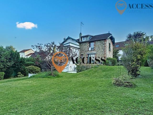 GROSLAY Maison individuelle de plus de 184m2