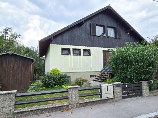 Großartige Möglichkeit für Familien geräumiges Haus großer Garten ruhige Lage