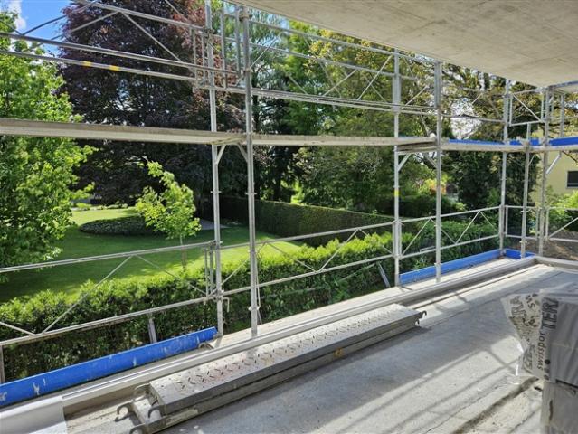 Großartige NEUE 3,5 Zimmer Wohnung 89 m² in einem kleinen, exklusiven Gebäude 1. Stock