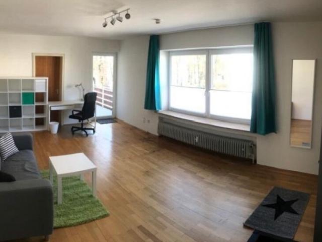 Große 3Zi Stadt Wohnung im Zentrum