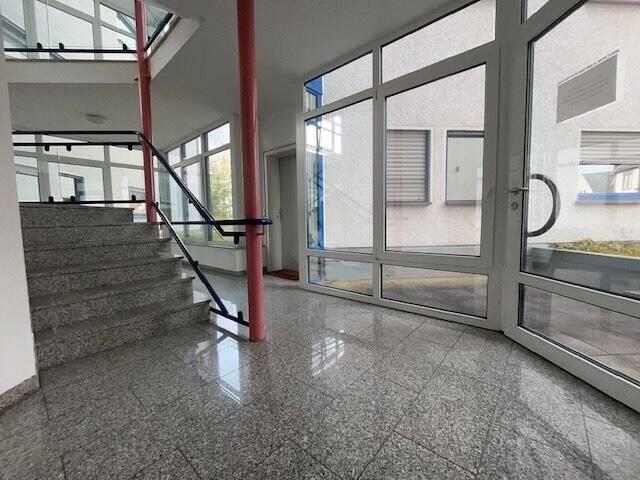 Große, geräumige Eigentumswohnung, Stadtlage, Sofort Frei, 2 TG. Stellplätze !