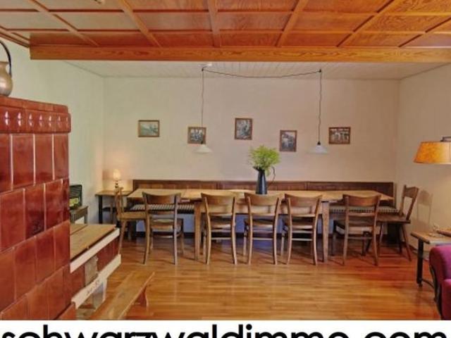 Großes modernisiertes Bauernhaus mit Charme im Südschwarzwald