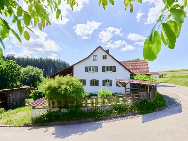Großes Anwesen in Dünzelbach mit Platz für Familie, Hobby und Zukunft