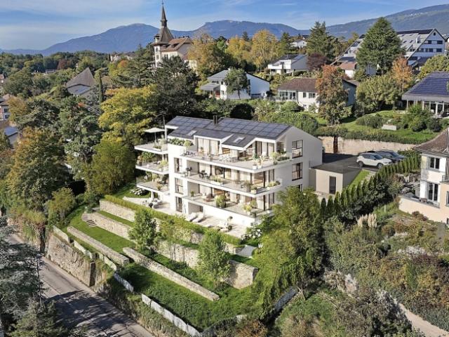 GROSSES DRIMMER PENTHOUSE MIT 3 LUXUS WOHNUNGEN, AUSSERGEWÖHNLICHER AUSSICHT