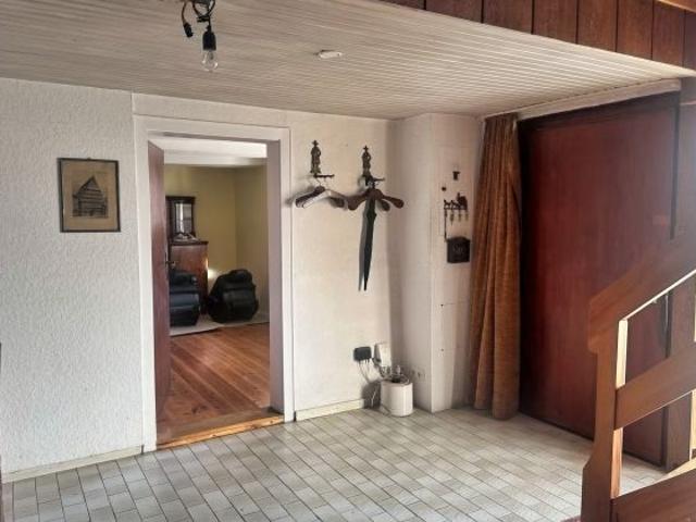Großes Einfamilienhaus mit Balkon, Sauna und Garage in Schellerten Wendhausen