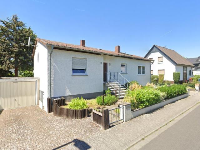 Grundstück mit EFH und VIEL Potenzial in bester Lage!