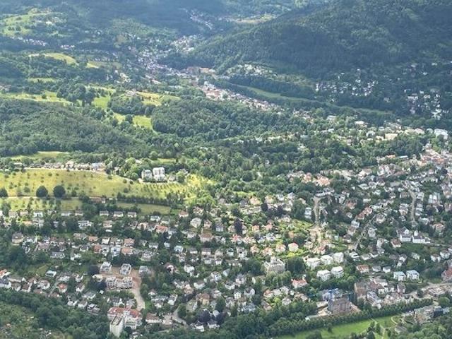Hofgut in Baden Baden, ideal auch zur Pferdehaltung