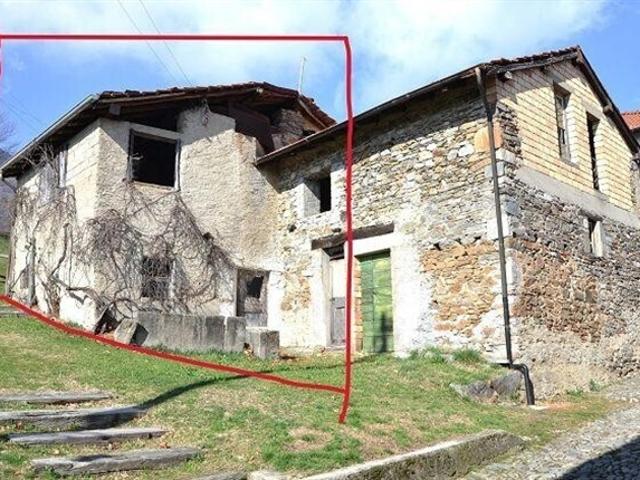 Grosses Rustico auf 2 Etagen mit Erweiterungsmöglichkeit sehr sonnig, ruhige Lage / grosses Rustico zum Ausbauen an sehr ruhiger, sonniger Lage