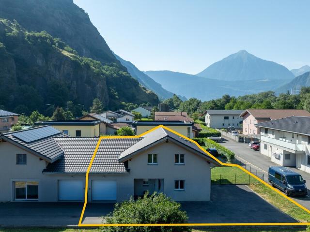 GROSSES REIHENHAUS – GARTEN, TERRASSE – GARAGE – EXKLUSIV