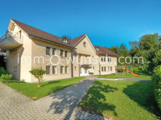 Grossflächige 5 ½ Zi. Eigentumswohnung im 1. OG, BGF 158 m², nahe Natur mit Wald und Wiesen