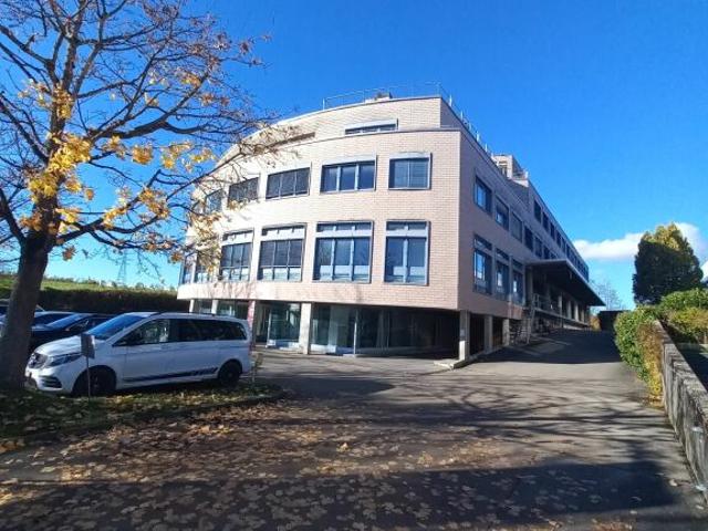 Grossräumige Bürofläche mit herrlicher Weitsicht 773 m2