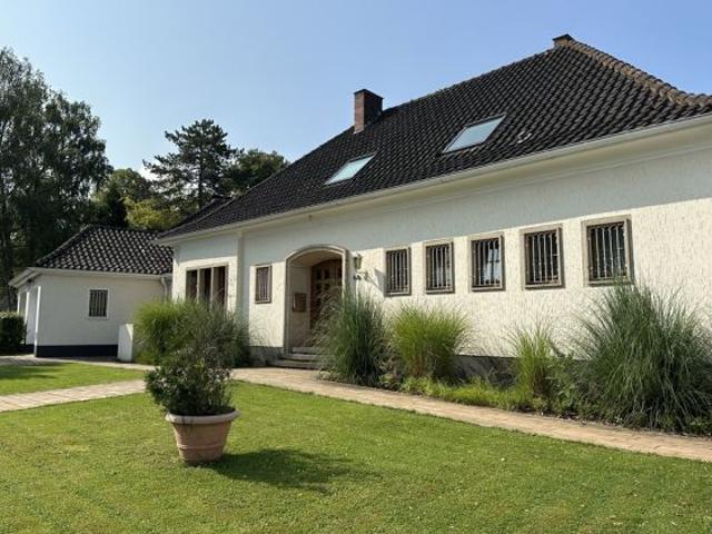 Großzügig geschnittene Villa Nähe Wiesental !