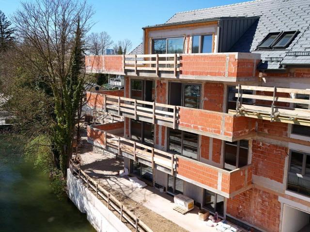 Großzügige 4 Raum Wohnung mit zusätzlichem Büro und Dachterrasse in Wels