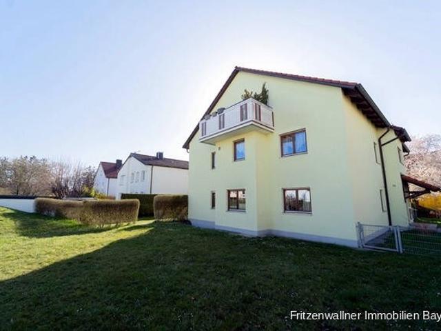 Frisch renovierte Maisonette mit Garten & Tiefgarage in ruhiger Lage