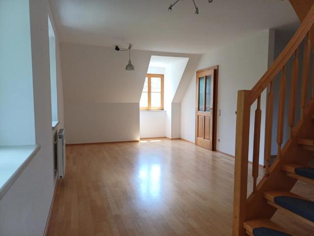 Großzügige 4 ZI Maisonette mit Grünblick, Allgemeingarten