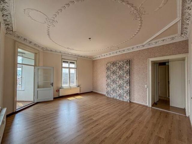 Großzügige 4 Zimmer Wohnung mit 185 qm