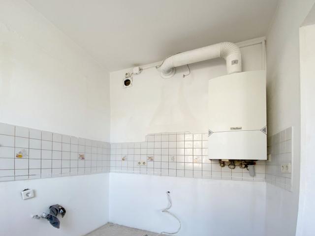 Großzügige 4 Zimmer Wohnung mit sonniger Loggia