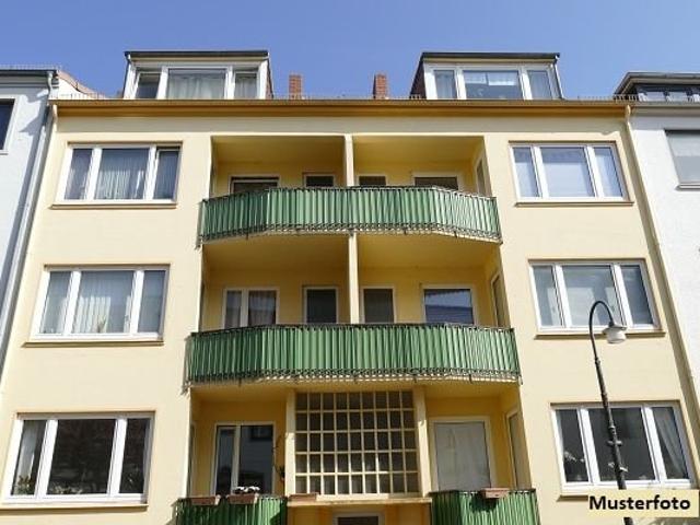 Großzügige 4 Zimmer Wohnung in guter Wohnlage