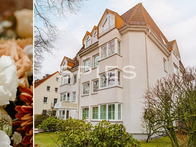Großzügige 4 Zimmer Dachgeschosswohnung mit Aufzug, Süd Balkon und Garage in Schwachhausen