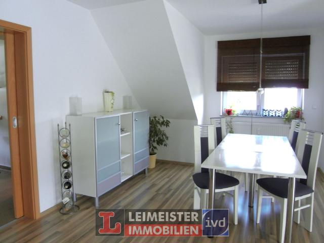 GROßZÜGIGE 4 ZIMMERWOHNUNG MIT BALKON IN SCHWEINHEIM