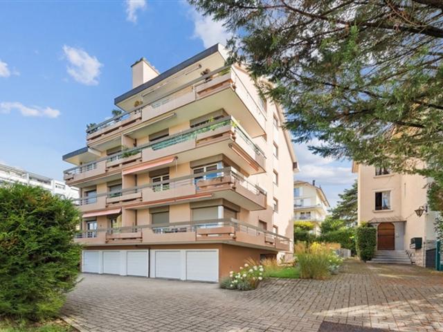 Grosszügige 4.5 Zimmer Wohnung, ideal gelegen in Renens