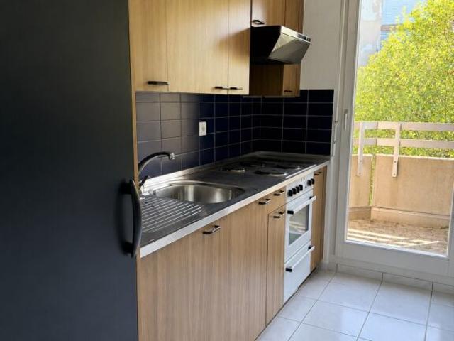 Grosszügige 4.5 Zimmerwohnung an zentraler Lage