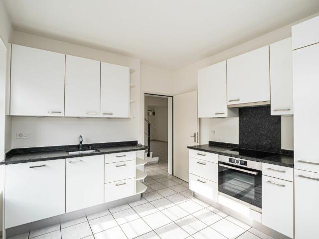 Grosszügige 5.5 Zimmer Maisonette Dachwohnung