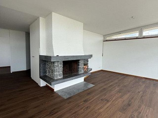 Grosszügige 5.5 Zimmer Attika Wohnung im Herzen von Kloten