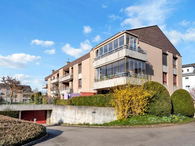 Grosszügige 5.5 Zimmer Wohnung an zentraler Lage in Belp