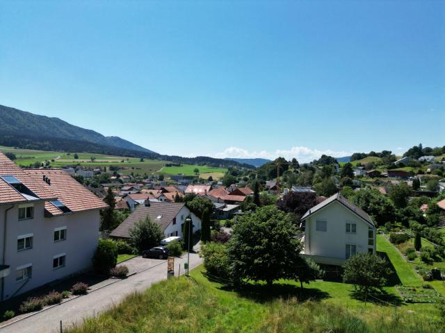Grosszügige 5.5 Zimmer Wohnung mit aussergewöhnlicher Terrasse von 56 m²