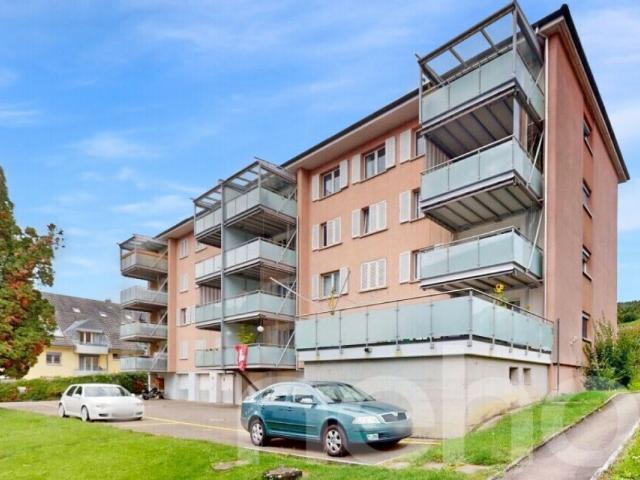 Grosszügige 6.5 Zi Wohnung auf eigener ganzer Etage!